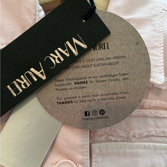 Marc Aurel ‘Who Run The World? Girls.’ pink lightweight blazer jacket - Picture 13 of 16